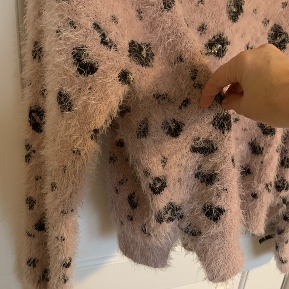 Fuzzy sweater Sz XXL - Picture 4 of 4